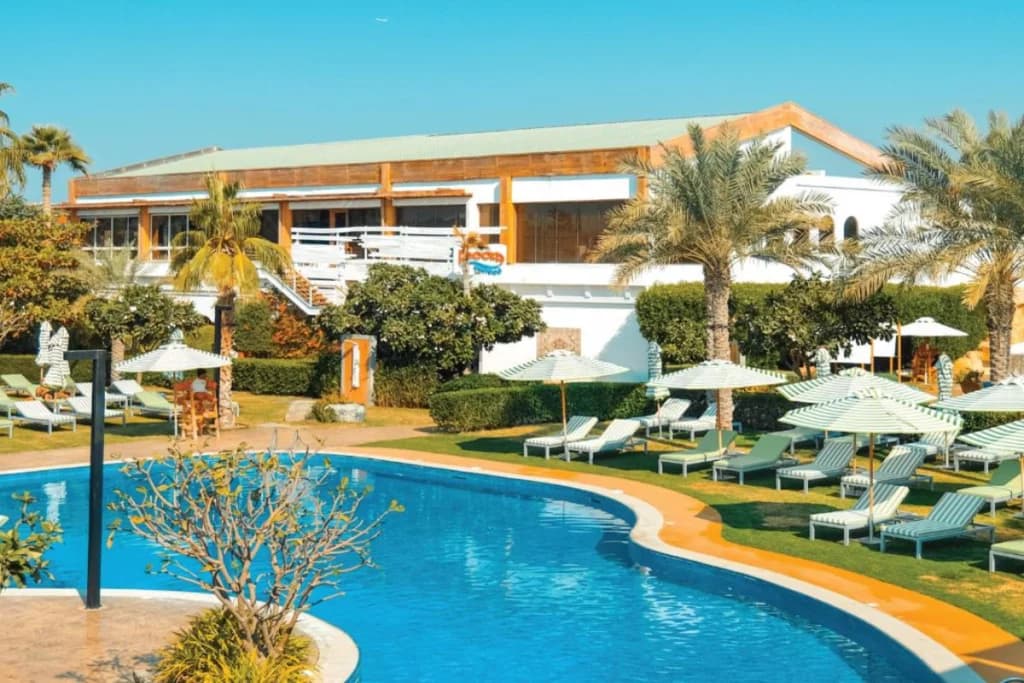 Dubai Marine Beach Resort & Spa