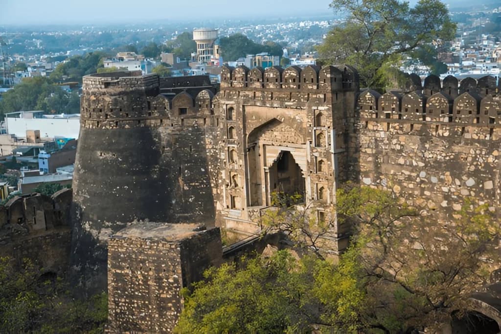 Jhansi Fort, Jhansi