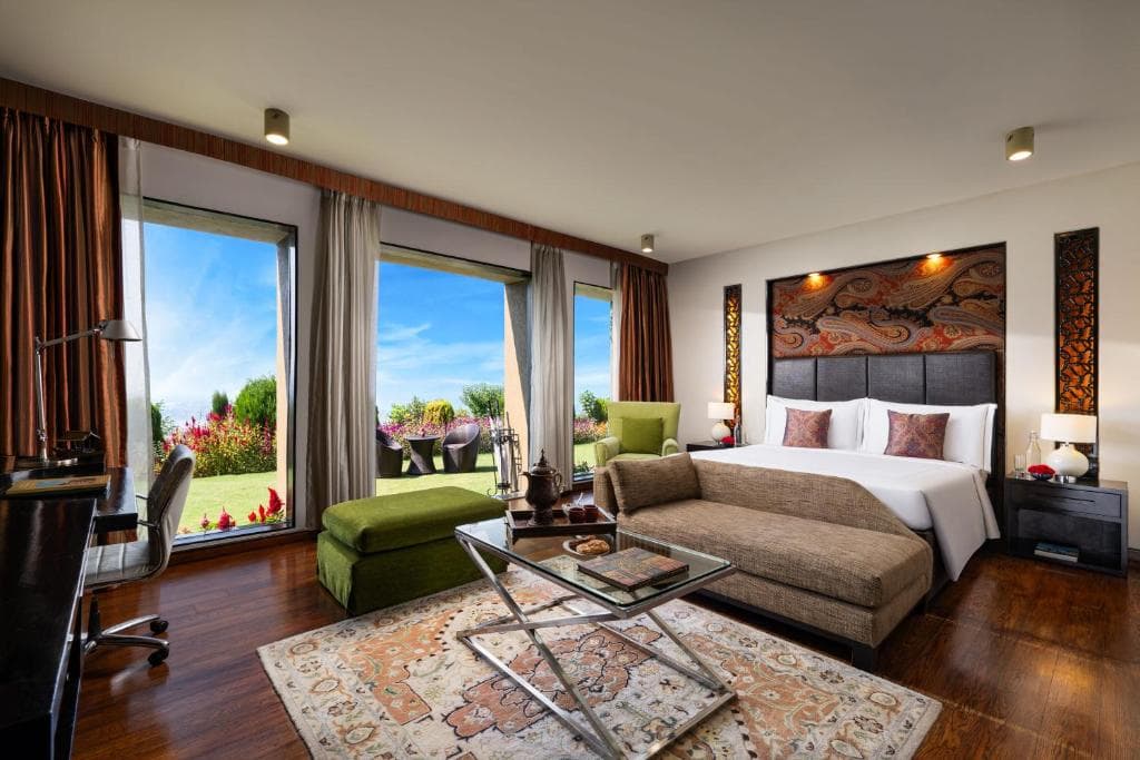 Hotels in Kashmir