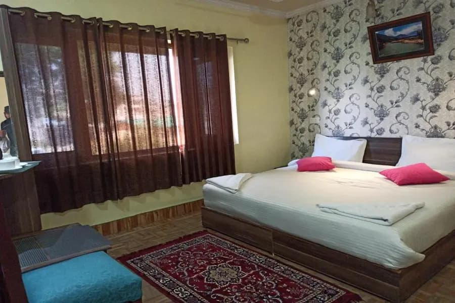 Hotel Curio's Srinagar