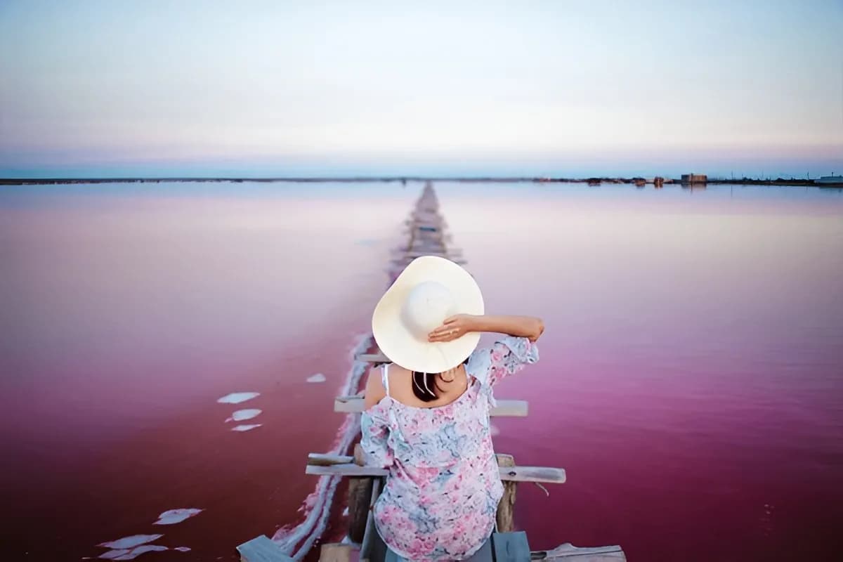Lake Hillier