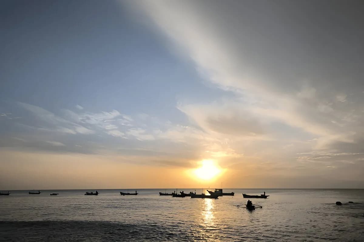 Kalpeni Beach