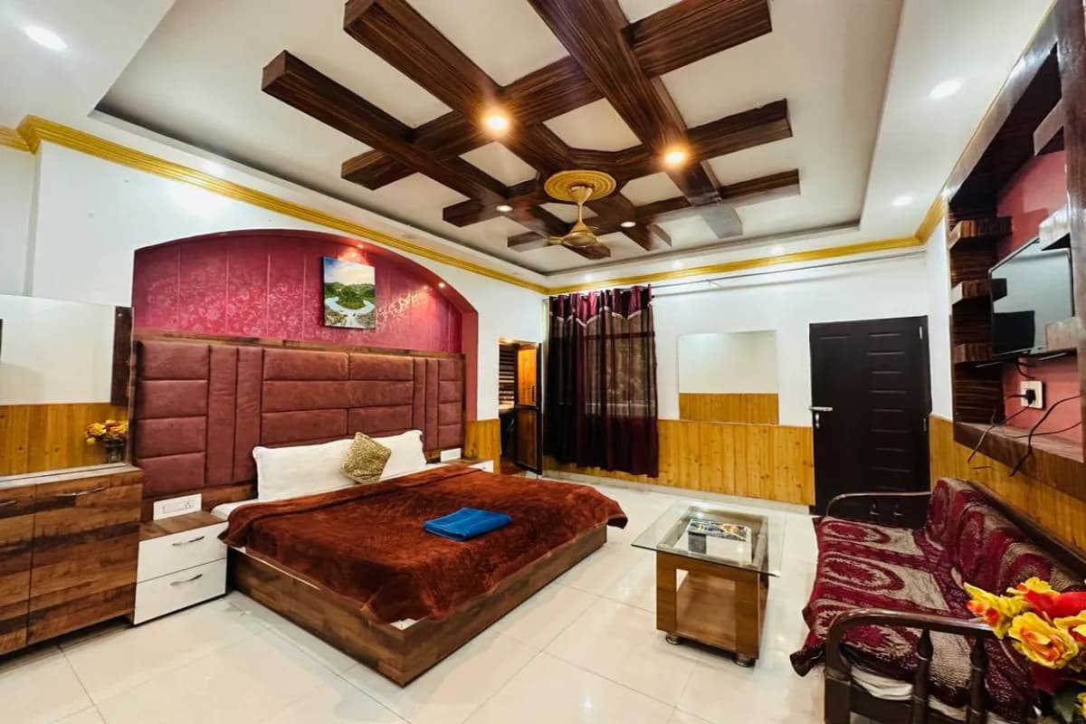 Balaji Home Stay