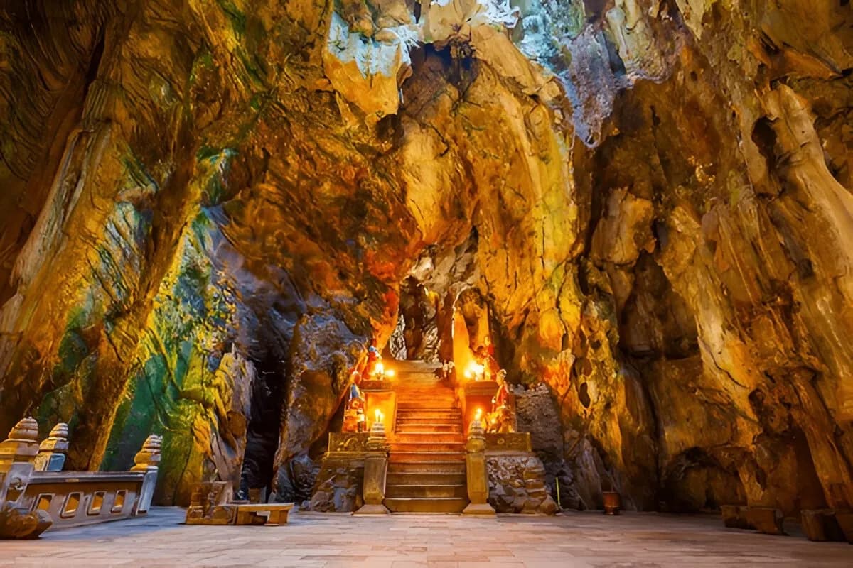 The Marble Mountains