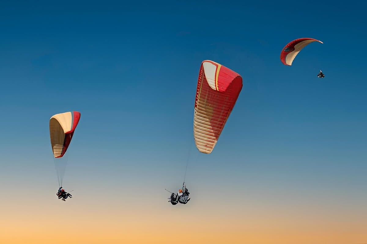 Paragliding