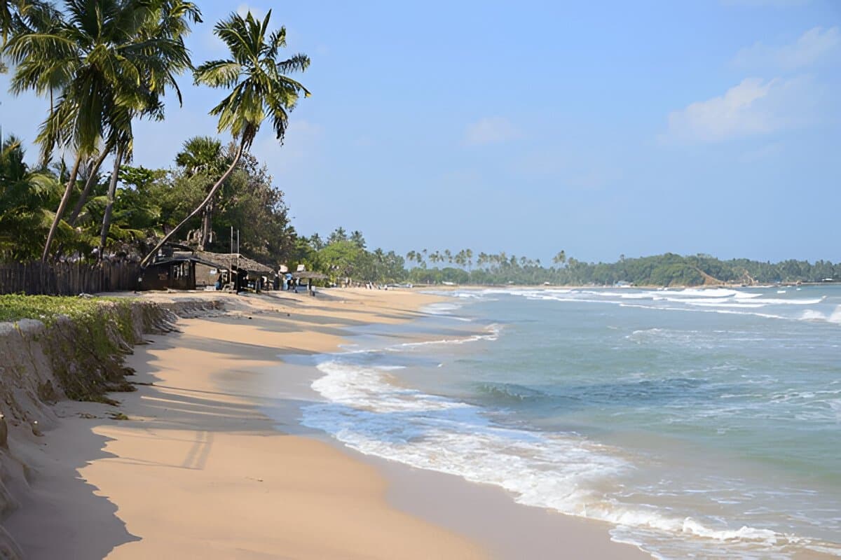 Uppuveli Beach