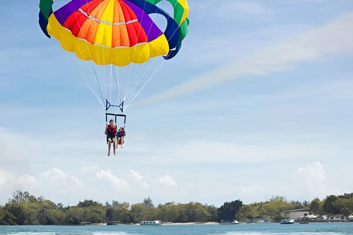 Parasailing in bali