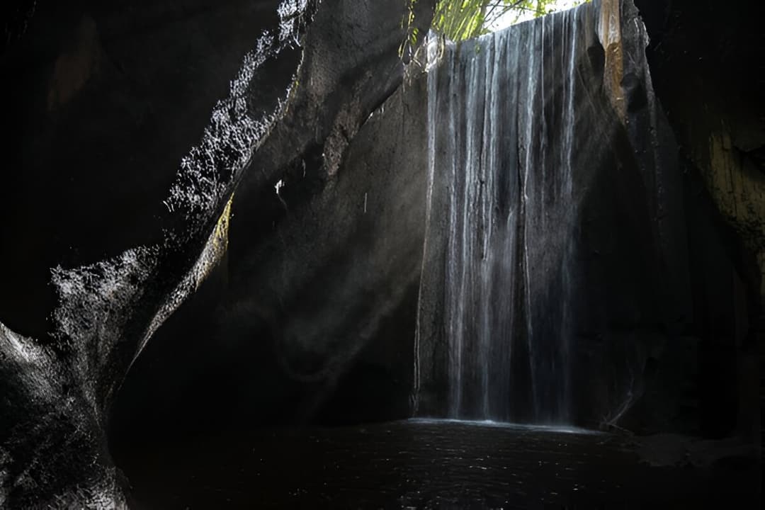 Canyon & Cave Setting