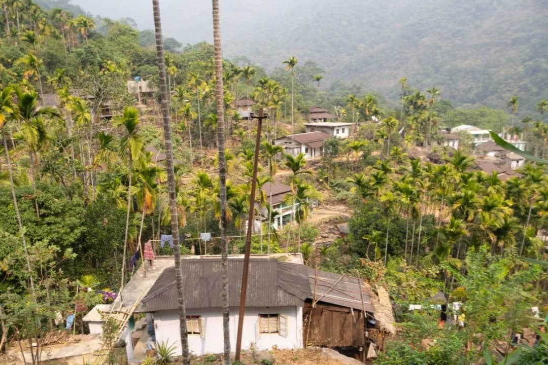 Nongriat village stay