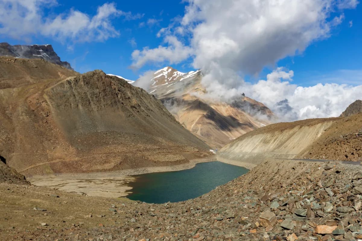 Scenic view of Suraj Tal lake in Himachal Pradesh
