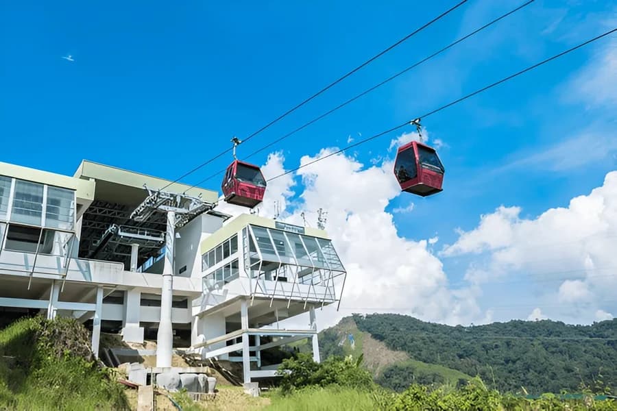 Soar to New Heights on the Genting Skyway Cable Car