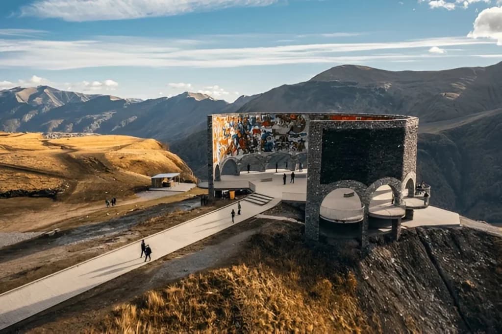 Russia-Georgia Friendship Monument