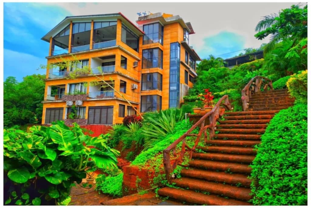 Kudle Beach View Resort & Spa, Gokarna