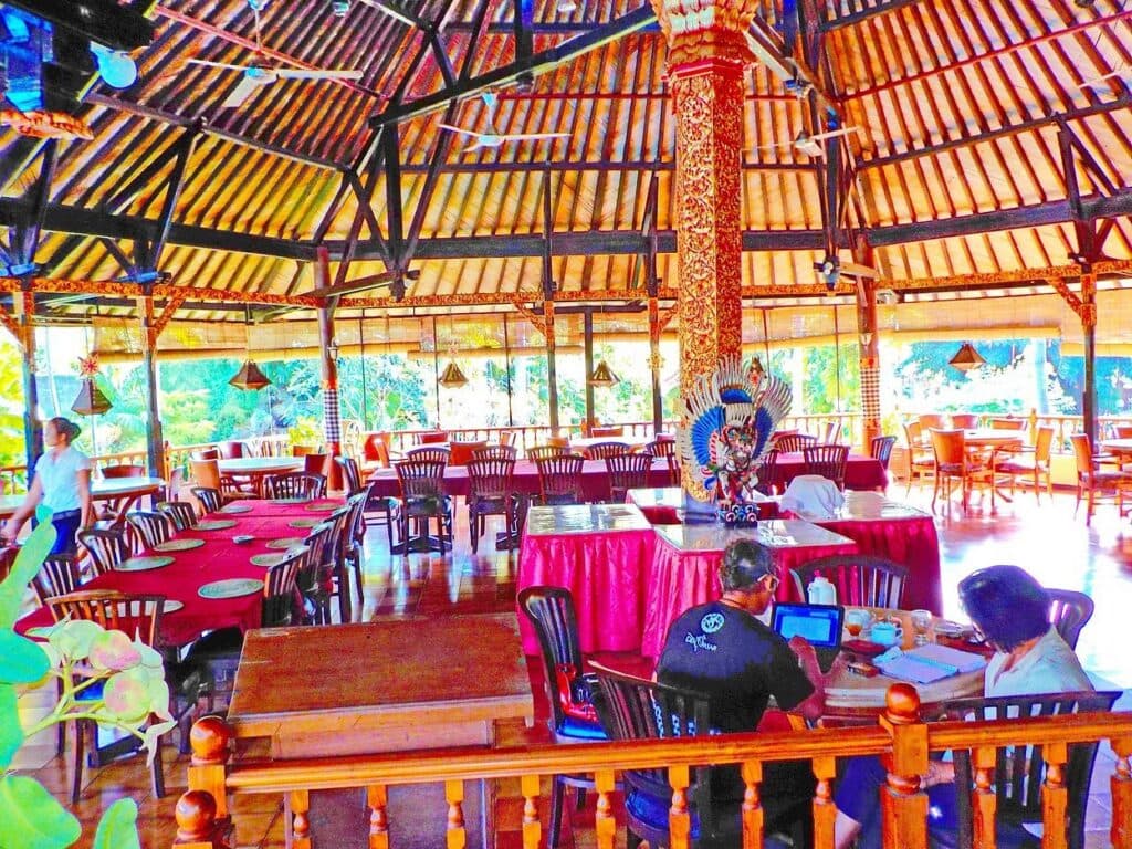 Palm Beach Hotel Bali